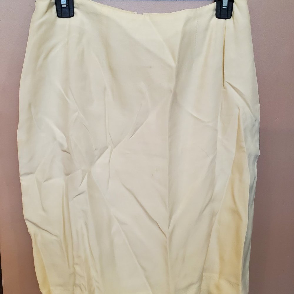 Ladies Skirt